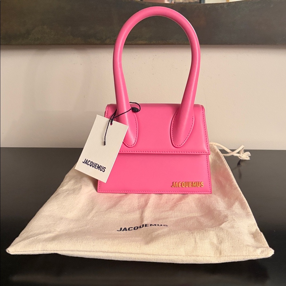 HOLIDAY SALE! Jacquemus Medium Chiquito, Pink - NWT!